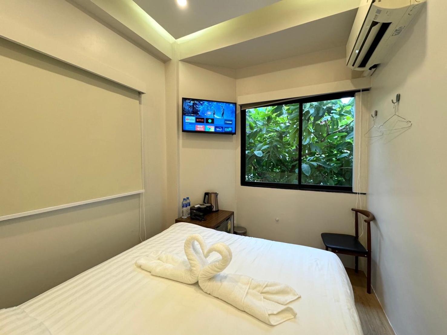 Avalan Phayathai Airport Link Бангкок Экстерьер фото